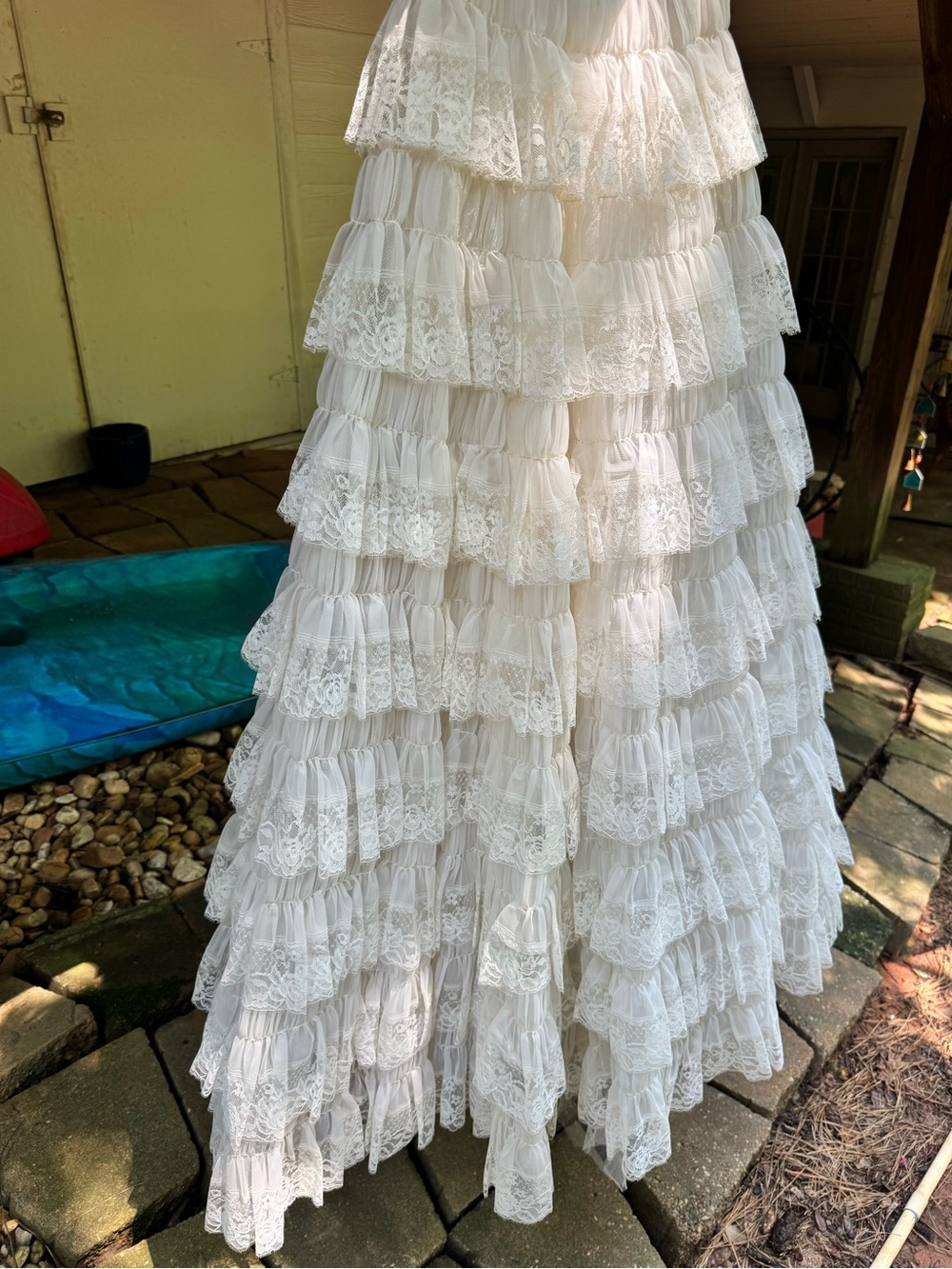 Vintage one of a kind lace wedding dress - Picture 2 of 16